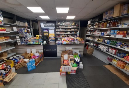 busy-town-centre-off-licence-and-newsagents-in-cas-588481