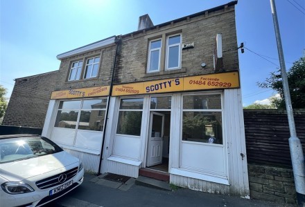 cafe-and-sandwich-bar-opportunity-in-huddersfield--590007