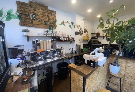 cafe-coffee-shop-and-ice-cream-in-york-588600