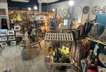 gifts-homeware-fashion-and-coffee-shop-in-colne-588748