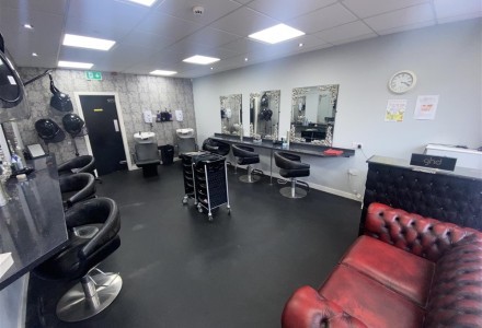 hair-salon-in-barnsley-590059