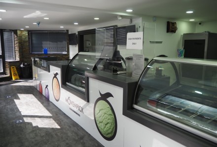 ice-cream-parlour-closed-at-present-in-bradford-590042