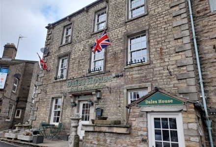 idyllic-dales-guest-house-in-hawes-590016