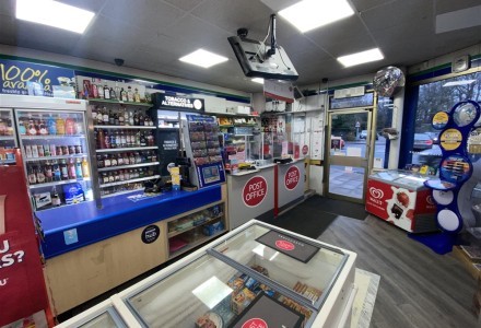 post-office-and-convenience-store-in-bradford-590313