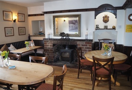 public-freehouse-restaurant-and-rooms-in-east-york-590031