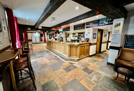public-house-and-restaurant-in-hull-590120