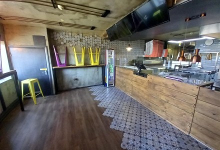 restaurant-and-hot-food-takeaway-in-scunthorpe-588419