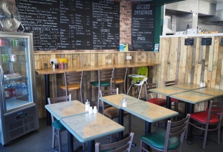 sandwich-bar-and-cafe-in-leeds-590009