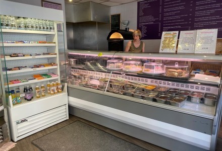 sandwich-bar-and-deli-in-bradford-587365