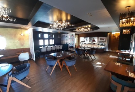 steakhouse-and-bar-in-wakefield-588910