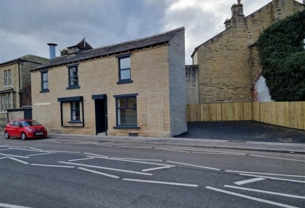 two-storey-retail-unit-in-brighouse-to-let-excitin-588802